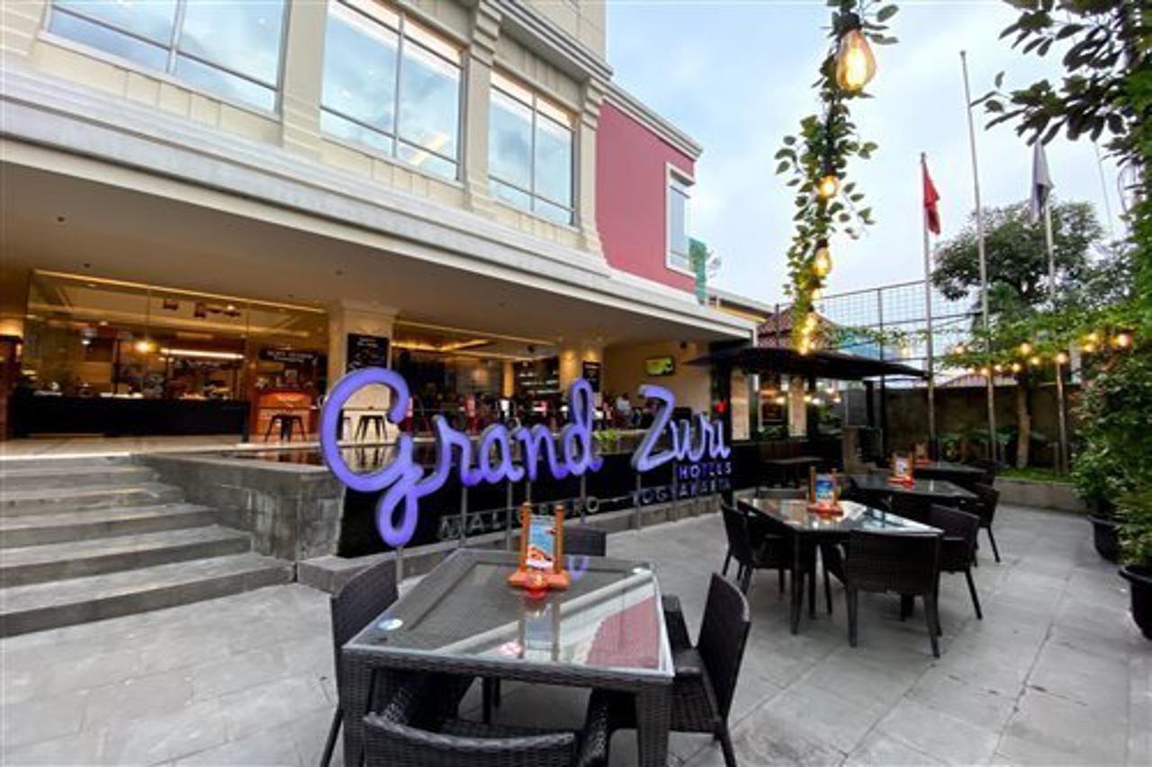 Grand Zuri Malioboro Yogyakarta Exterior foto
