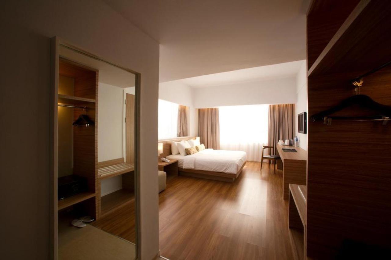 Grand Zuri Malioboro Yogyakarta Exterior foto