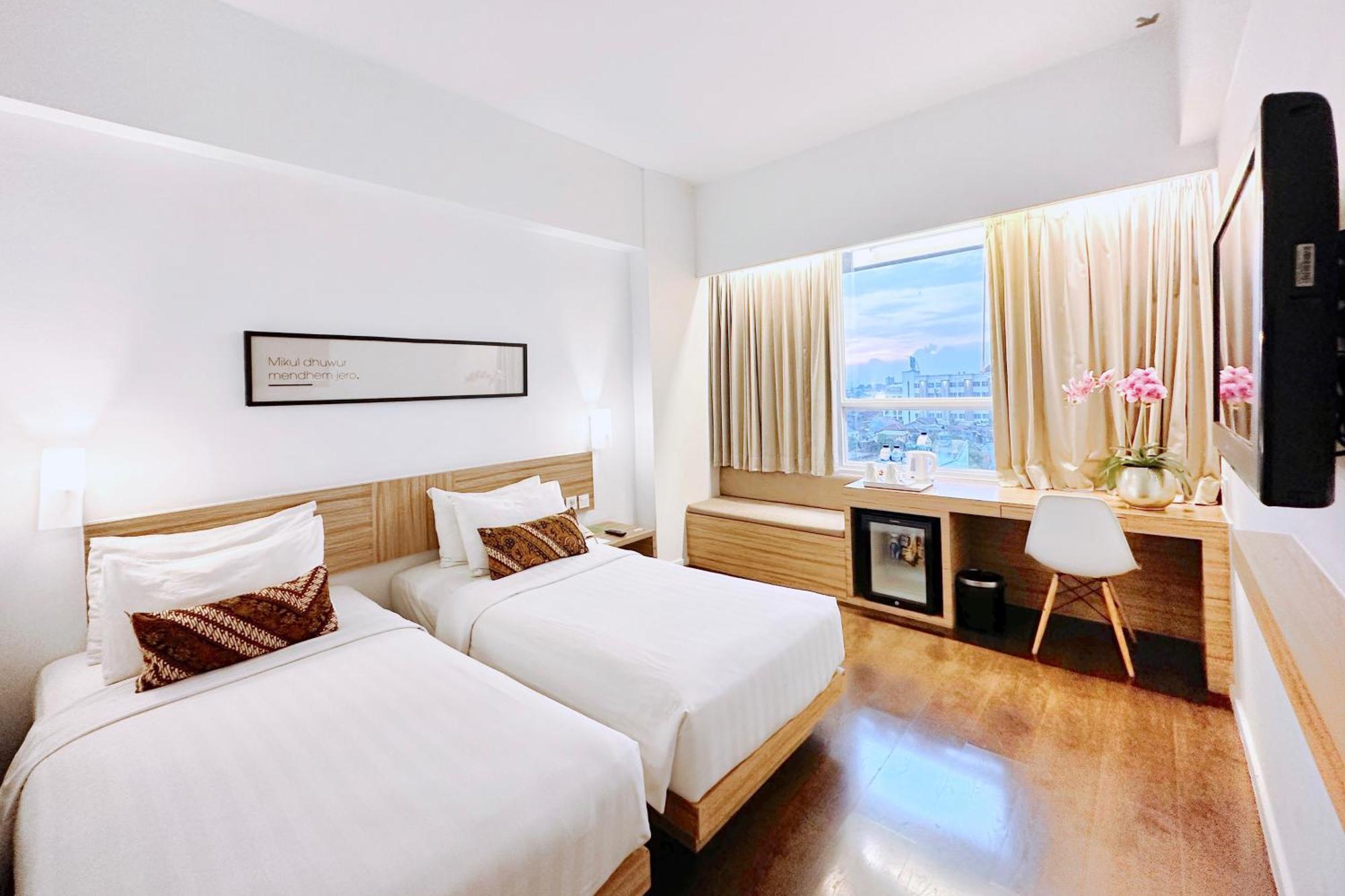 Grand Zuri Malioboro Yogyakarta Exterior foto