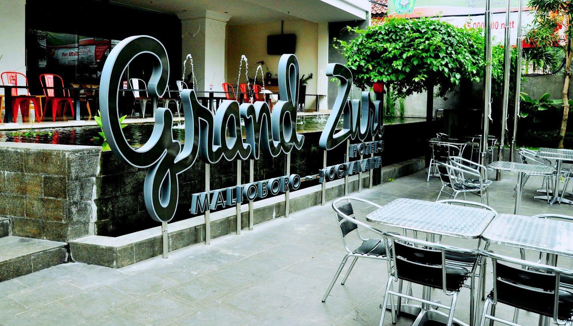 Grand Zuri Malioboro Yogyakarta Exterior foto